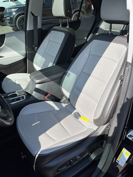 Used 2020 Chevrolet Equinox Premier FWD image 11