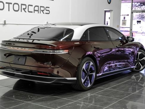 Used 2023 Lucid Air Touring AWD/4WD image 9
