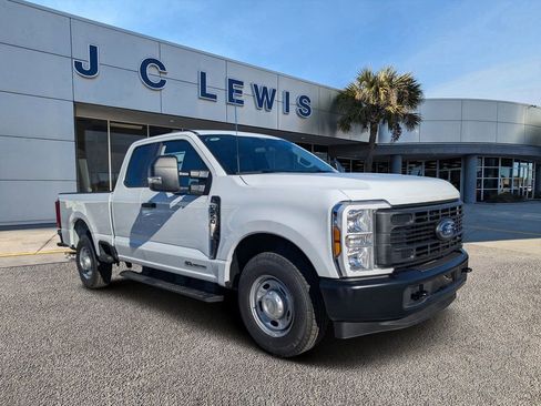 New 2026 Ford F250 XL image 1