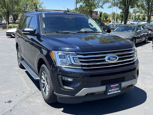 Used 2021 Ford Expedition XLT AWD/4WD image 4