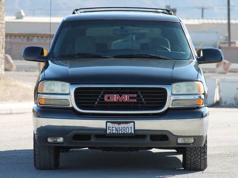 Used 2003 GMC Yukon XL SLE w/ Cargo Package image 2