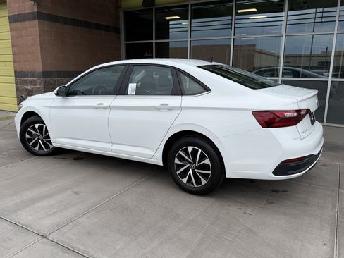 Used 2024 Volkswagen Jetta S FWD image 5