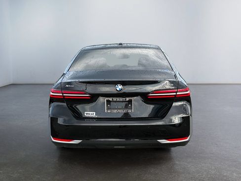 Used 2024 BMW 540i xDrive w/ Convenience Package AWD/4WD image 4