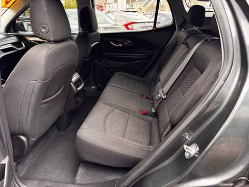 Used 2021 GMC Terrain SLE w/ Driver Convenience Package FWD image 17