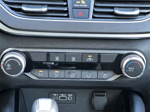 Used 2023 Nissan Altima 2.5 SR image 13