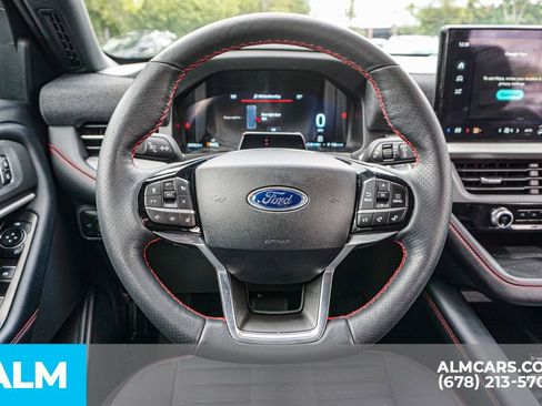 Used 2025 Ford Explorer ST-Line image 30