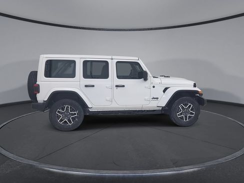 New 2026 Jeep Wrangler Unlimited Sahara AWD/4WD image 15