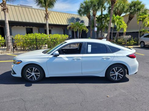 Used 2024 Honda Civic LX image 9