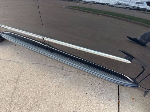 Used 2022 Buick Enclave Essence w/ Experience Buick Package image 11