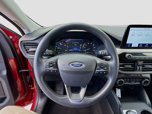 Used 2022 Ford Escape SE image 10