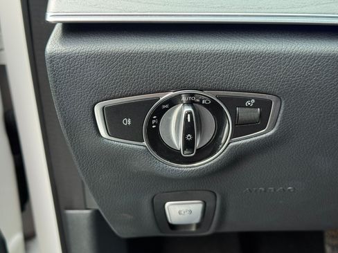 Used 2021 Mercedes-Benz E 350 Sedan w/ Premium Package image 19