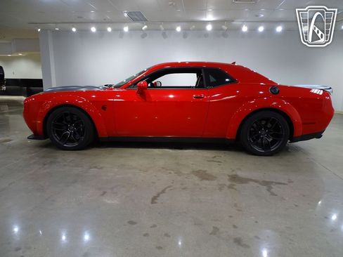 Used 2019 Dodge Challenger SRT Hellcat Redeye image 7