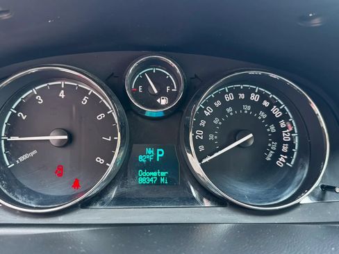 Used 2015 Chevrolet Captiva Sport LS FWD image 27