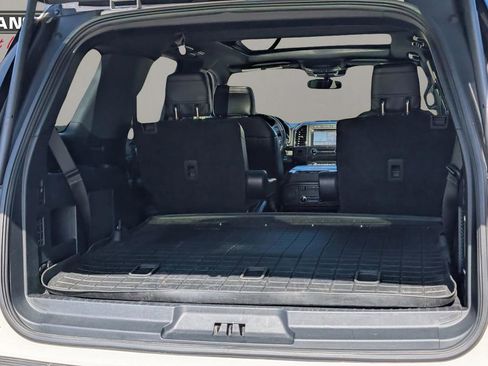 Used 2019 Ford Expedition Limited w/ Equipment Group 302A image 12