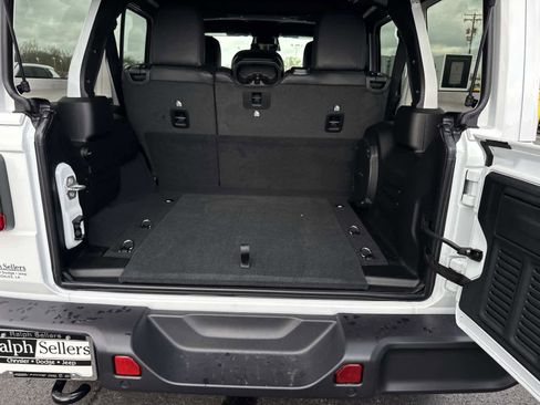 New 2026 Jeep Wrangler Unlimited Sahara image 7