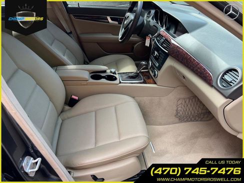 Used 2013 Mercedes-Benz C 250 Sport w/ Multimedia Pkg image 34