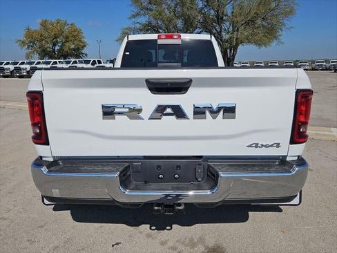New 2026 RAM 3500 Tradesman AWD/4WD image 36
