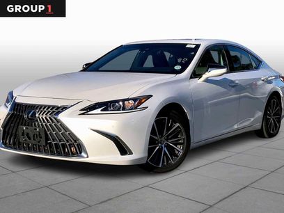 Certified 2023 Lexus ES 350 w/ Premium Package