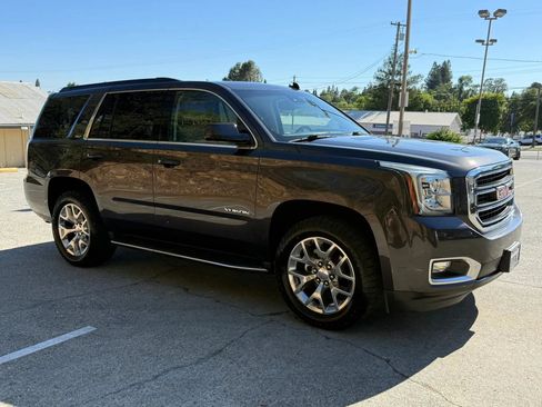 Used 2015 GMC Yukon SLT w/ Open Road Package AWD/4WD image 9