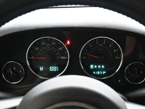 Used 2018 Jeep Wrangler Unlimited Sport S image 18