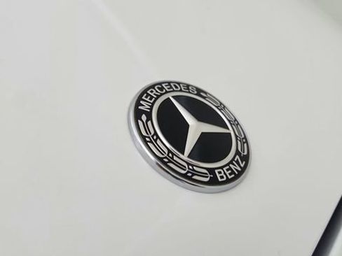 Used 2018 Mercedes-Benz C 300 Sedan image 17