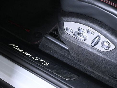 Certified 2024 Porsche Macan GTS AWD/4WD image 26
