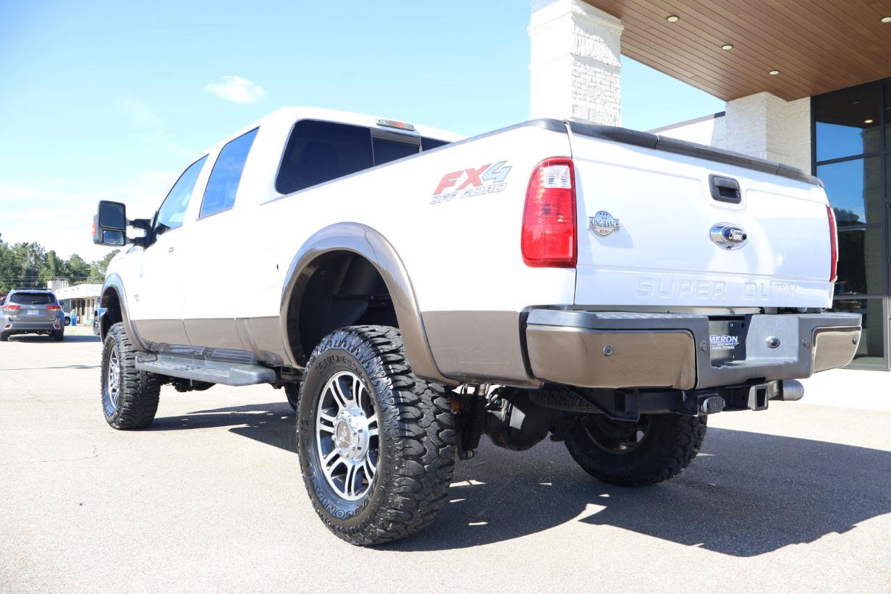 Used 2015 Ford F250 King Ranch w/ FX4 Off-Road Package AWD/4WD image 3