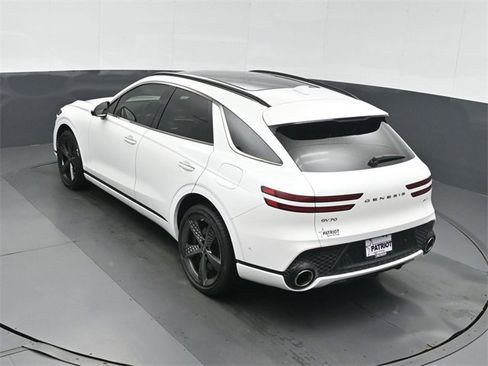 Used 2025 Genesis GV70 2.5T w/ Sport Prestige Package image 34