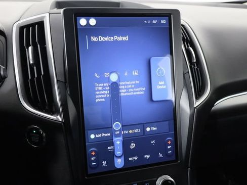 Used 2022 Ford Edge Titanium AWD/4WD image 32