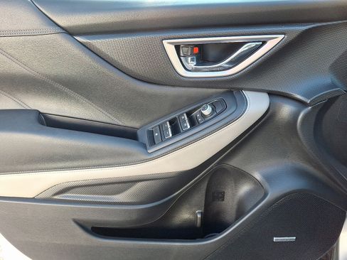 Certified 2023 Subaru Forester Limited image 12