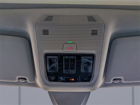 Used 2026 Volkswagen Atlas SE image 27