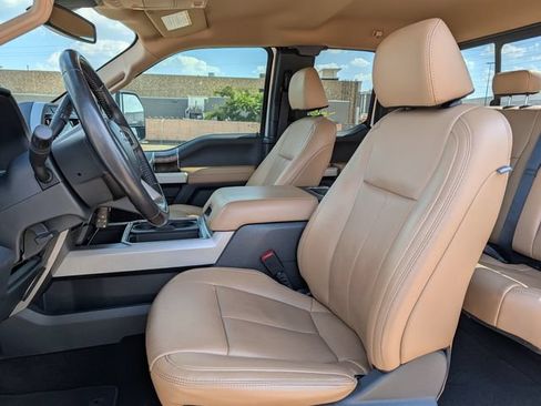 Used 2022 Ford F250 Lariat w/ Lariat Value Package AWD/4WD image 26