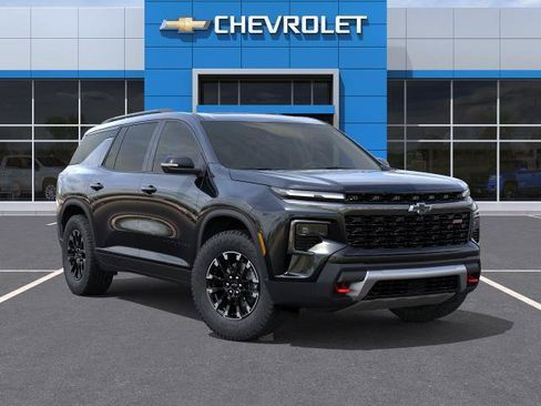 New 2026 Chevrolet Traverse Z71 w/ Driver Confidence Package AWD/4WD image 7