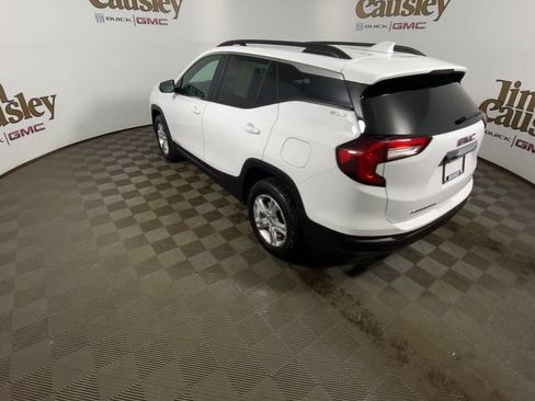Used 2023 GMC Terrain SLE w/ Driver Convenience Package AWD/4WD image 6