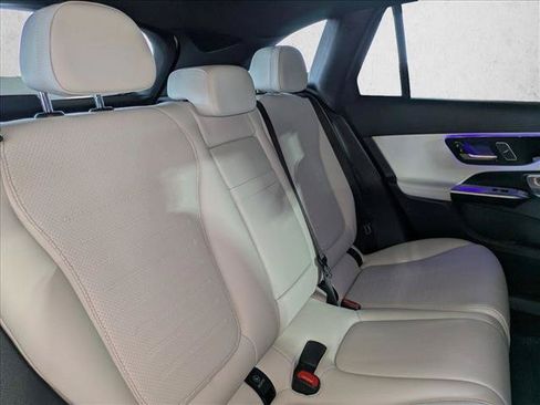 Certified 2023 Mercedes-Benz GLC 300 image 20