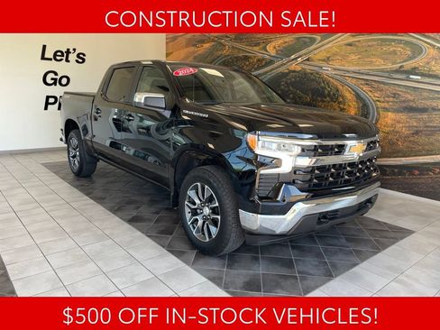 Used 2024 Chevrolet Silverado 1500 LT AWD/4WD image 1