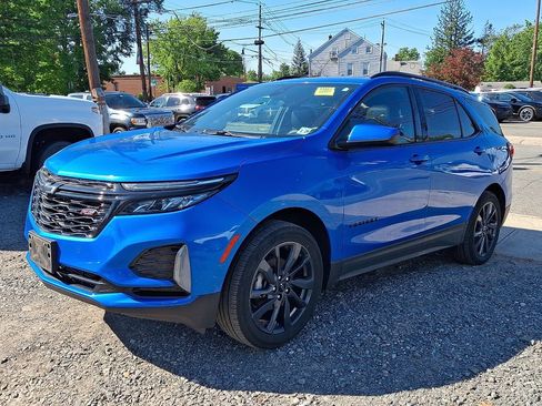 Used 2024 Chevrolet Equinox RS AWD/4WD image 3