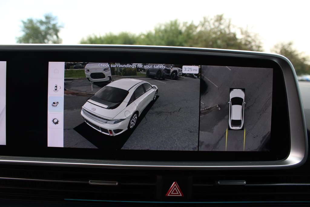 Used 2023 Hyundai Ioniq 6 Limited AWD/4WD image 28