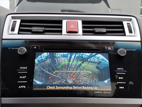 Used 2016 Subaru Outback 2.5i Limited image 16