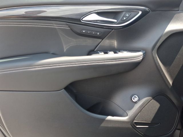 Used 2023 Buick Envision Essence AWD/4WD image 14