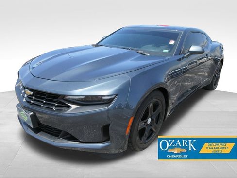 Certified 2023 Chevrolet Camaro LT RWD image 1