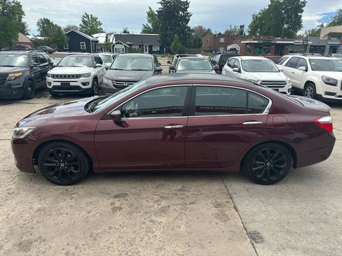 Used 2015 Honda Accord Sport image 8
