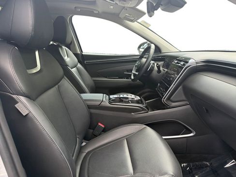 Certified 2023 Hyundai Tucson Limited AWD/4WD image 15