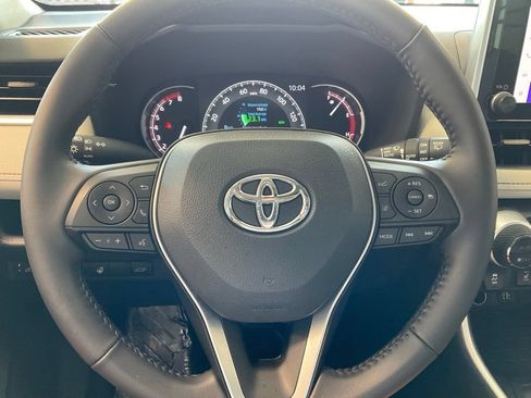 Used 2023 Toyota RAV4 XLE w/ Convenience Package AWD/4WD image 11