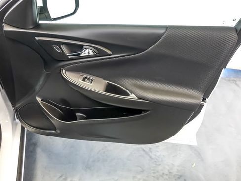 Used 2024 Chevrolet Malibu LT FWD image 30