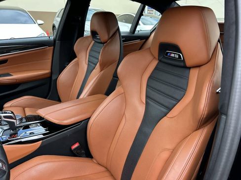 Used 2023 BMW M5 w/ Executive Package image 31