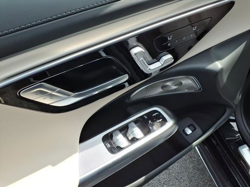 New 2026 Mercedes-Benz E 450 4MATIC Sedan image 12