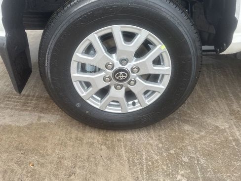 Used 2026 Toyota Tacoma SR5 image 10