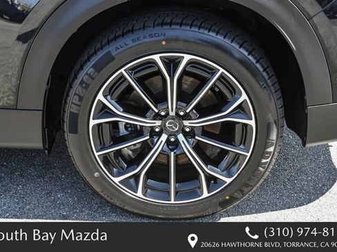 Certified 2025 MAZDA CX-70 Plug-In Hybrid w/ Premium Plus AWD/4WD image 10