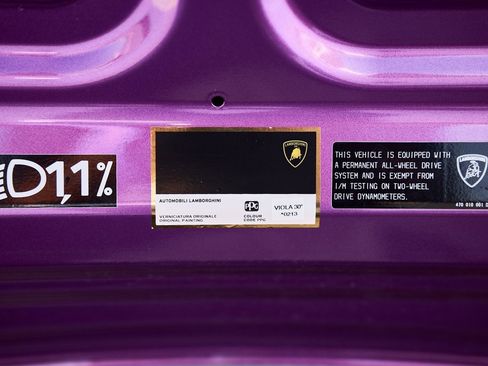 Used 2024 Lamborghini Huracan Sterrato image 10